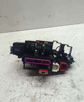Audi Q5 SQ5 Fuse module