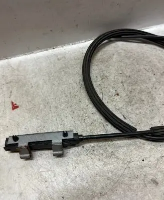 Volkswagen Jetta V Engine bonnet/hood lock release cable 1K1823535A