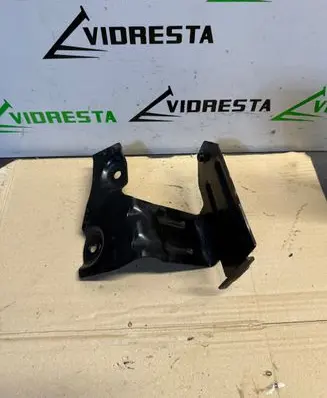 Jaguar XF X250 Radiator mount bracket CX237B142EA