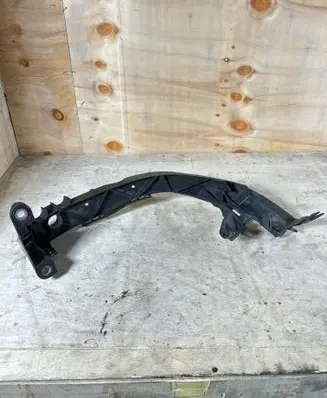 BMW 1 E81 E87 Headlight/headlamp mounting bracket 7120823 51647120825