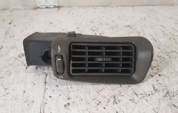 Volvo V70 Dashboard side air vent grill/cover trim 9158449