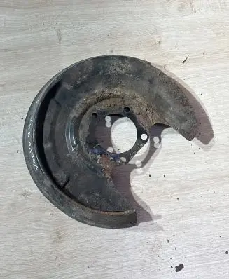 Volvo 940 Rear brake disc plate dust cover 