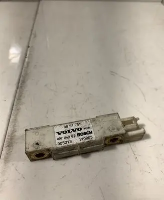 Volvo XC90 Airbag deployment crash/impact sensor 8651755