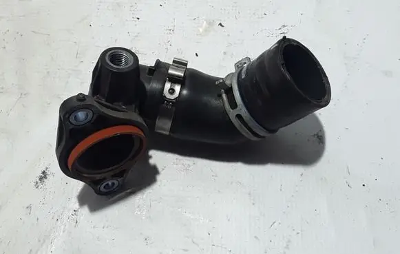 Renault Megane IV EGR valve line/pipe/hose 147138070R