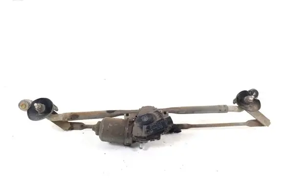 Toyota Hilux (AN10, AN20, AN30) Front wiper linkage and motor
