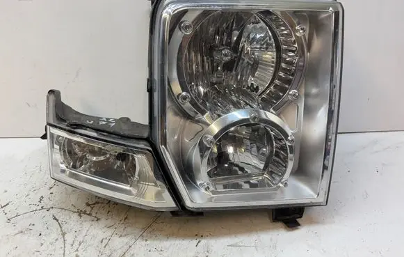 Jeep Commander Headlight/headlamp 55157204AE