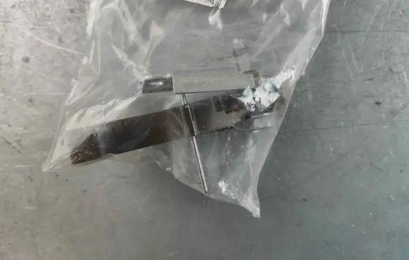 Opel Astra K Timing belt/chain tensioner 55573877