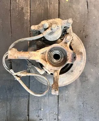 Toyota Yaris Front wheel hub spindle knuckle 8954152110