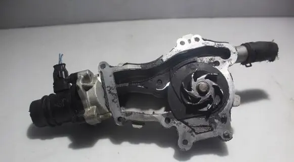 Opel Astra J Oil pump 