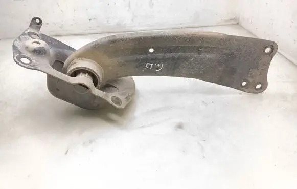 Volkswagen PASSAT B6 Rear upper control arm/wishbone 3C0505130B 3C0505226A