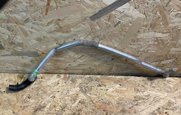Mercedes-Benz C W204 Engine coolant pipe/hose A2048302496