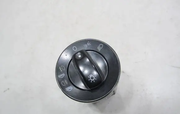 Audi A4 S4 B6 8E 8H Light switch 109929