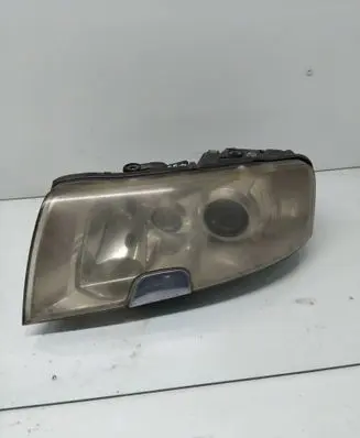 Skoda Superb B5 (3U) Headlight/headlamp 24675300