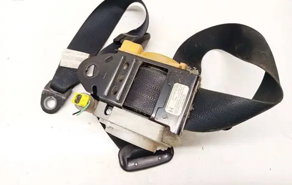 Mazda CX-7 Front seatbelt E40438112