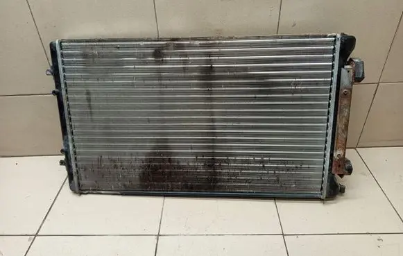 Skoda Octavia Mk1 (1U) Coolant radiator 2002039 509529A