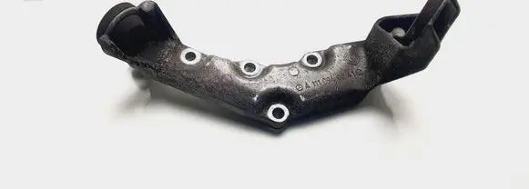 Mercedes-Benz C W203 Engine mounting bracket A1110940241