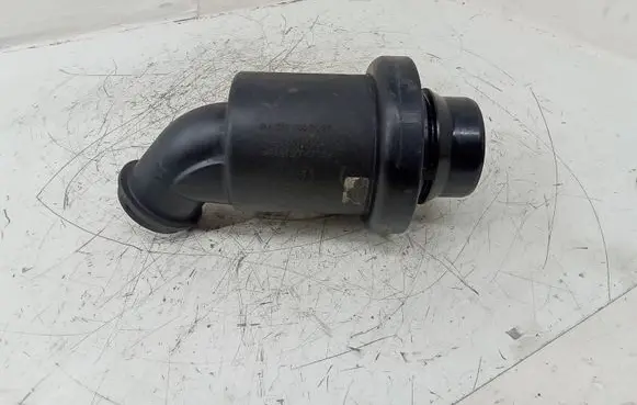 Mercedes-Benz E W212 Intake resonator A6511400087 4011195A