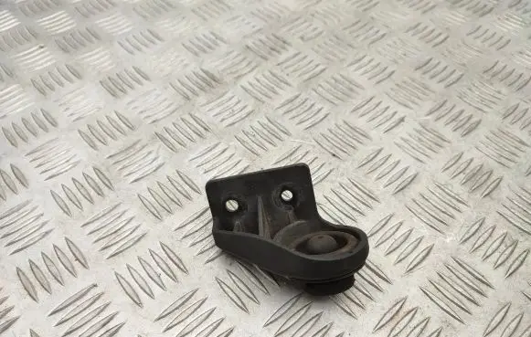 KIA Sportage Radiator mount bracket
