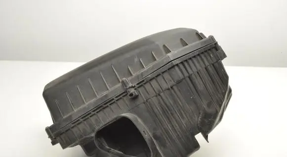 Volvo S60 Air filter box 31319684