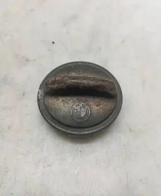 BMW 3 E30 Oil filler cap OHNELUFTUNG