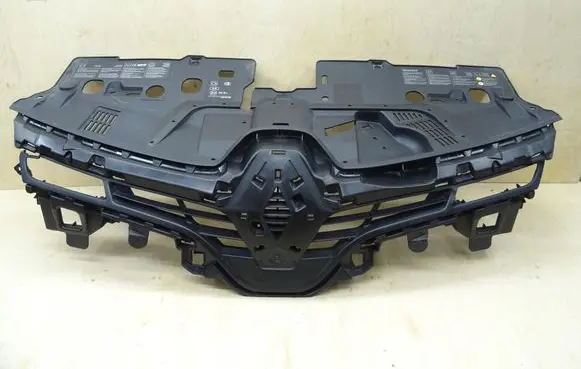 Renault Clio IV Front bumper mounting bracket 