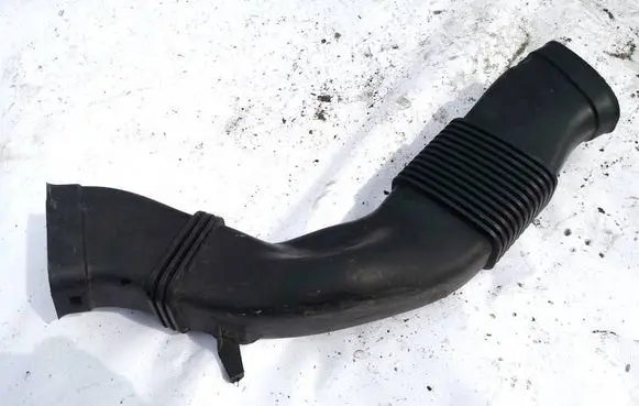 BMW 5 F10 F11 Air intake hose/pipe 8513454 19385510