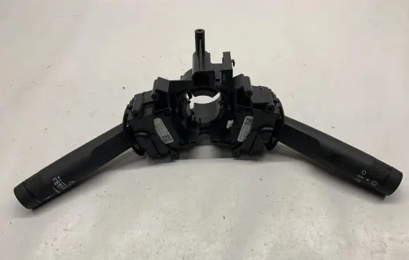 Chevrolet Camaro Indicator stalk 23159964 23465300