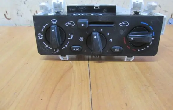 Citroen C2 Climate control unit F664479W 69300002 A86B856