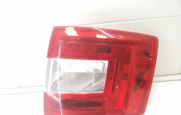 Skoda Octavia Mk3 (5E) Rear/tail lights 5E9945096A