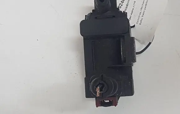 Opel Astra J Turbo solenoid valve 55576356 94076483