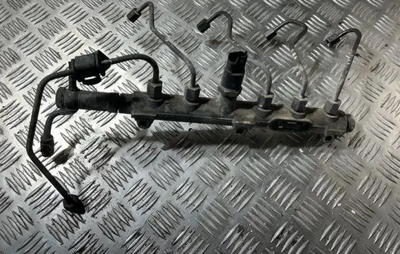 KIA Sorento Fuel main line pipe 314004A000 0445214036