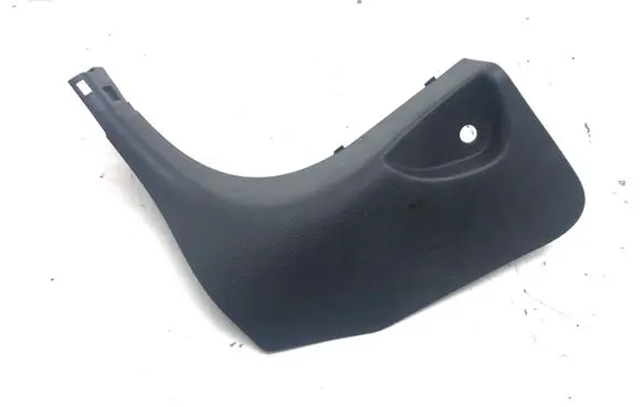 Foot area side trim