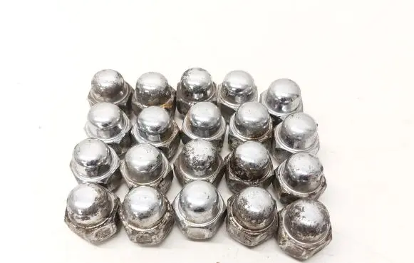 Nuts/bolts