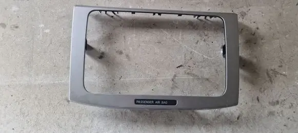 Volkswagen PASSAT B6 Radio/GPS head unit trim 3C0858069AE