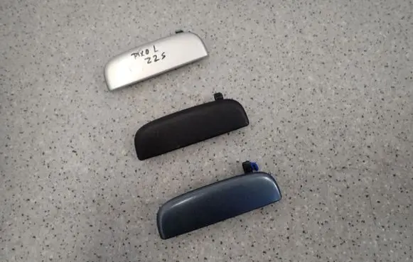 Suzuki Alto Sliding door exterior handle 