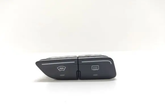 Ford Focus Windscreen/window heater switch AM5T18K574