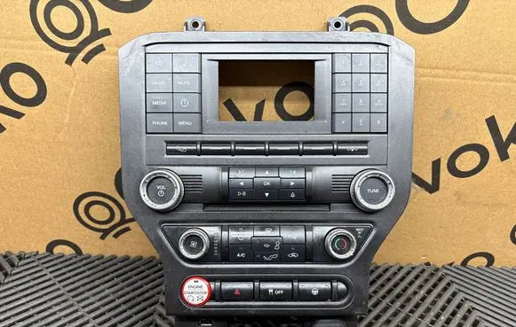 Ford Mustang VI Radio/GPS head unit trim FR3T18E243ED