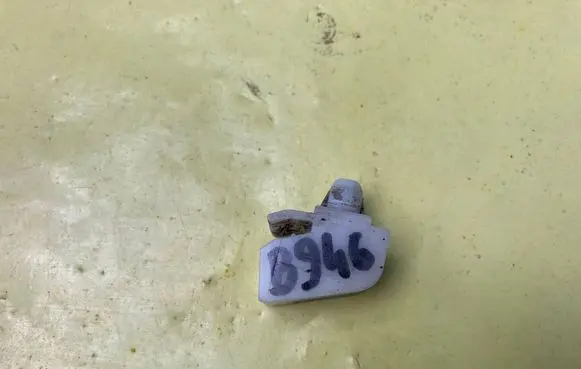 Mercedes-Benz C AMG W204 Fender mounting bracket A0009916371