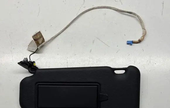 Peugeot 5008 II Sun visor