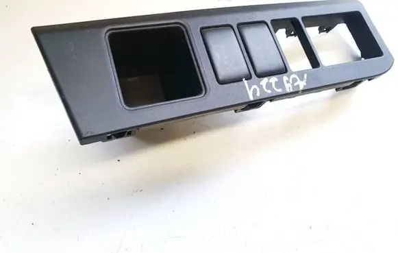 Nissan Note (E11) Other interior part 684859u100