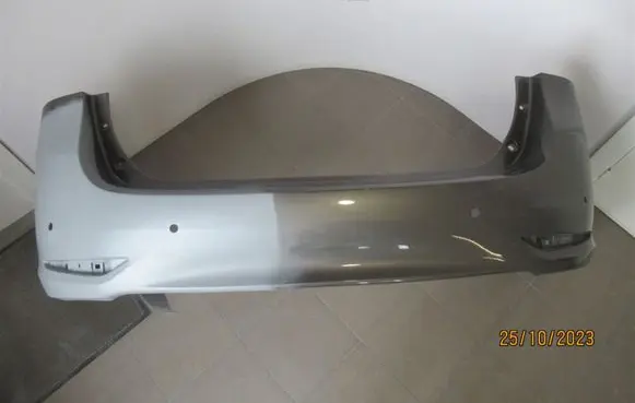 Toyota Avensis T270 Rear bumper 5215905220