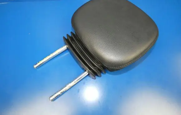 Mercedes-Benz SLK R171 Front seat headrest 