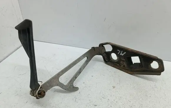 Mercedes-Benz ML W163 Engine bonnet/hood lock/latch loop/hook 1298870127 A1638800060 1638800060