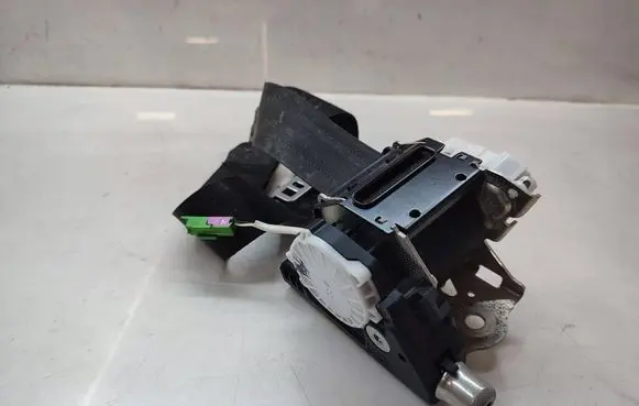 Volvo XC60 Rear seatbelt 34031072D
