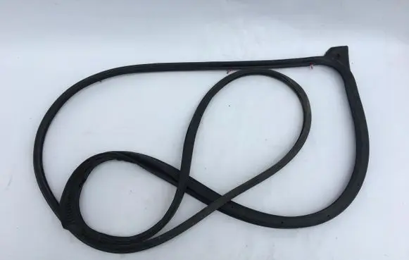 Toyota Hilux VIII Front door rubber seal 67862-0K150