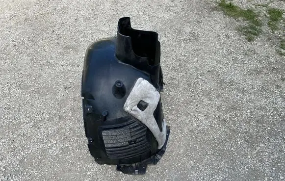 Opel Astra L Front wheel arch liner splash guards 9839641580