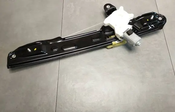 Volkswagen Amarok II Rear door window regulator with motor E87292102