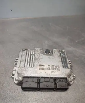 Renault Trafic II (X83) Engine control unit/module 0281017065