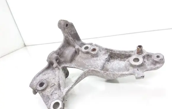 Generator/alternator bracket