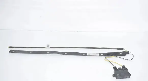 BMW 4 G22 G23 G24 G26 Tailgate sensor 7391042 8494949 61355A3F3E8